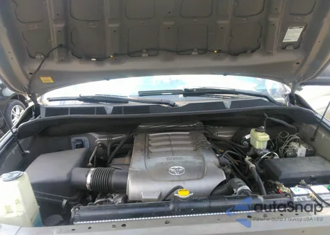 2008 Toyota Tundra Base 5.7L V8 z USA, uszkodzony, nr VIN 5TBEV541X8S480833